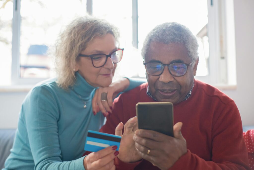 Maximizing Benefits: The Advantages of Using Credit Card Holders for Non-Cardholders
